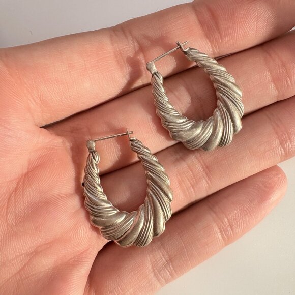 VTG Sterling Silver 925 Puffed Twist Design Hoop Earrings Size 1.25" Length - Picture 6 of 8